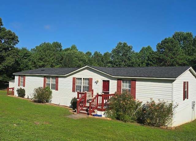 Property at 2792 Everetts School Rd, Roanoke Rapids, NC 27870, 3 beds, 2 baths