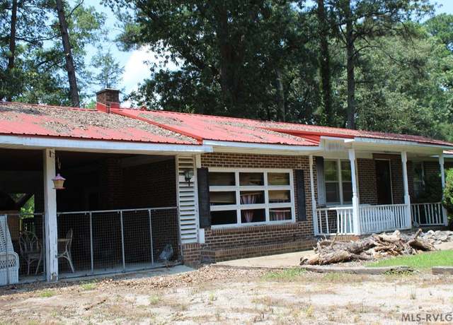Property at 109 Ellington Rd, Henderson, NC 27536, 3 beds, 1.5 baths