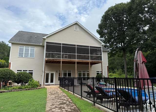 Property at 82 Portside Ln, Bracey, VA 23919, 3 beds, 3 baths