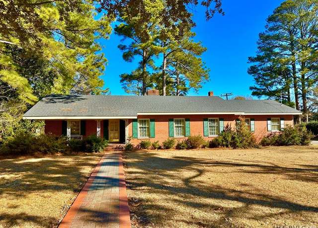 Property at 900 W Church St, Ahoskie, NC 27910, 2 beds, 2 baths