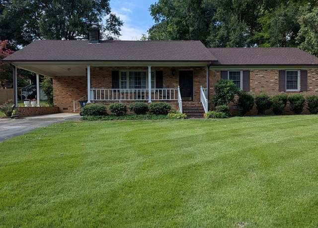 Property at 816 Hite St, South Hill, VA 23970, 3 beds, 2 baths