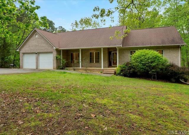Property at 20 Breezewood Rd, Boydton, VA 23917, 3 beds, 2.5 baths