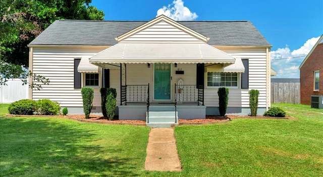 Photo of 812 E 11th St, Roanoke Rapids, NC 27870