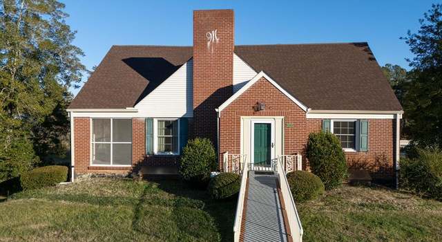 Photo of 417 Main St, Brodnax, VA 23920