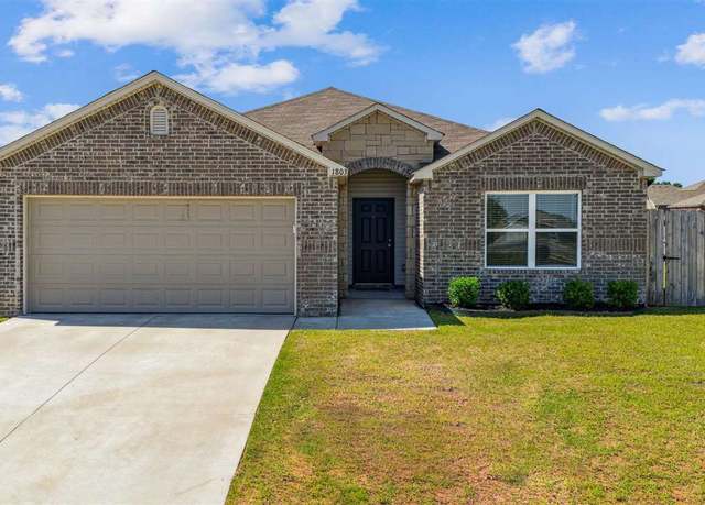 Property at 1803 E Ridgecrest Ave, Stillwater, OK 74075, 4 beds, 2 baths