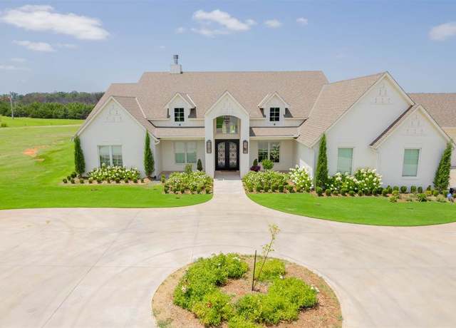 Property at 3268 S Country Clb, Stillwater, OK 74074, 5 beds, 4 baths