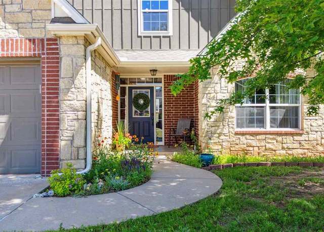 Property at 1914 Kelsey Dr, Stillwater, OK 74075, 4 beds, 2.5 baths