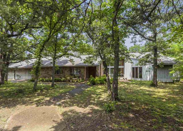 Property at 2416 S Tanglewood Cir, Stillwater, OK 74074, 3 beds, 3 baths