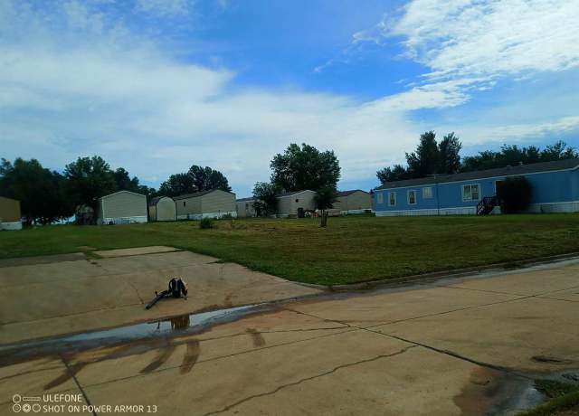 Property at 3040 E Peachtree Ave, Stillwater, OK 74074