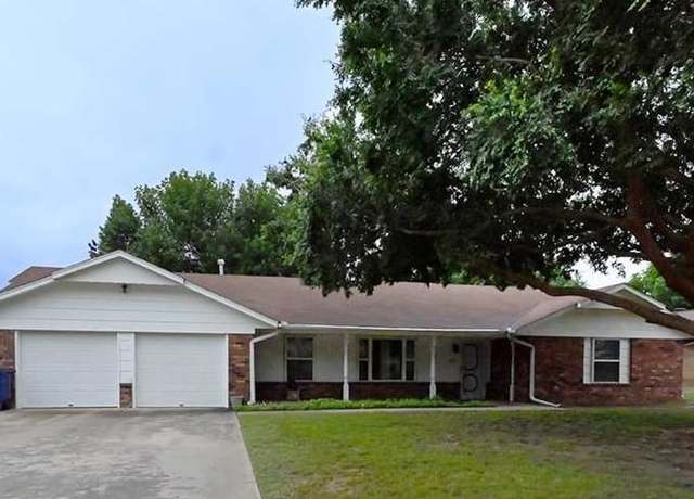 Property at 117 E Lakehurst Dr, Stillwater, OK 74075, 4 beds, 3 baths