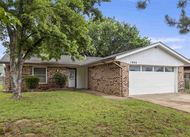 Property at 1004 E Brooke Ave, Stillwater, OK 74075, 3 beds, 1.5 baths