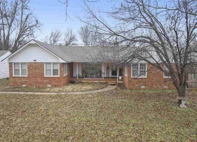 Property at 505 E Chantry St, Perkins, OK 74059, 4 beds, 2 baths