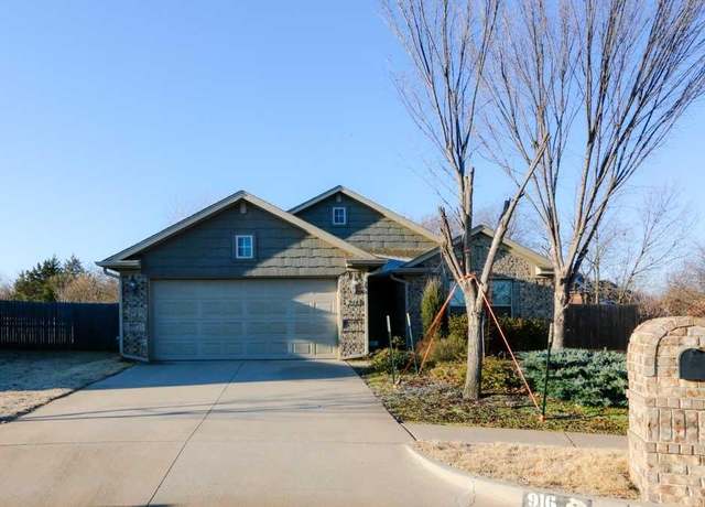 Property at 916 S Linford Dr, Stillwater, OK 74074, 3 beds, 2 baths