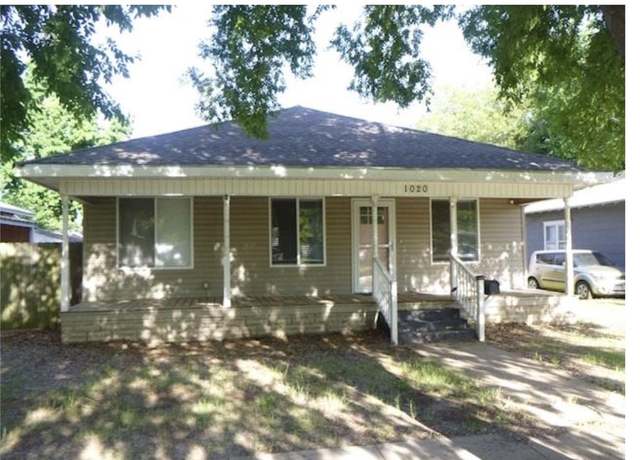 Property at 1020 S Lowry St, Stillwater, OK 74074, 3 beds, 2 baths