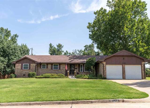 Property at 1107 W Thomas Ave, Stillwater, OK 74075, 4 beds, 2 baths