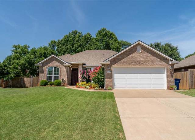 Property at 210 S 2nd Ct, Stillwater, OK 74074, 3 beds, 2 baths