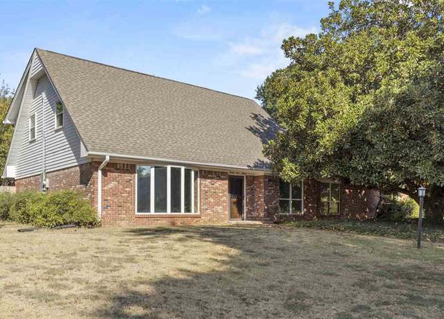 Property at 2415 S Eunice St, Stillwater, OK 74074, 5 beds, 2.5 baths