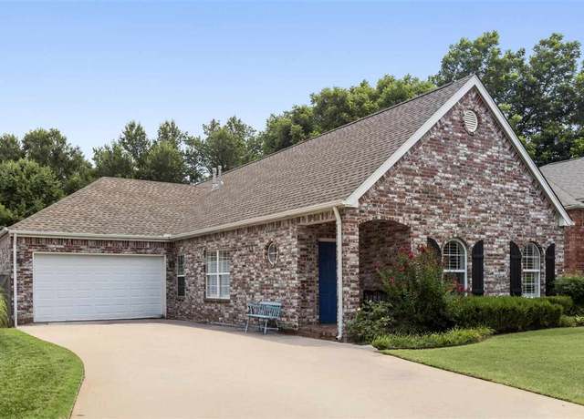 Property at 4705 W Village Ct, Stillwater, OK 74074, 3 beds, 2 baths