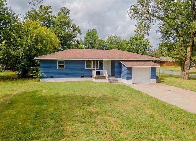 Property at 302 S Payne St, Stillwater, OK 74074, 4 beds, 2 baths