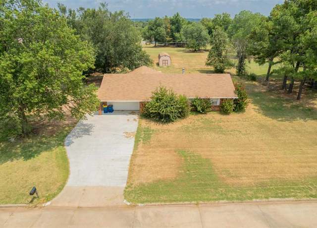 Property at 1423 N Payne St, Stillwater, OK 74075, 3 beds, 2 baths