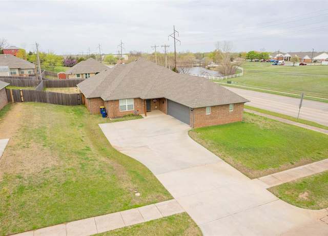 Property at 724 N Stallard St, Stillwater, OK 74075, 4 beds, 2 baths