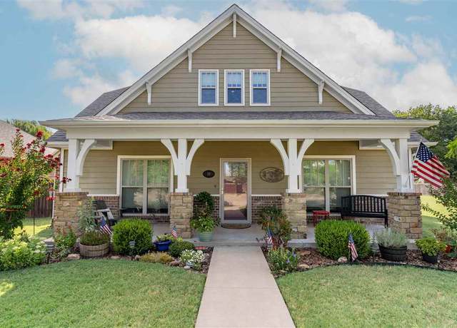 Property at 19 Arbor Cir, Stillwater, OK 74074, 3 beds, 2.5 baths