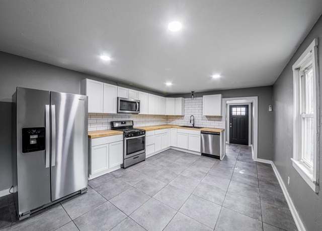 Property at 615 E 13th Pl, Stillwater, OK 74074, 2 beds, 2 baths
