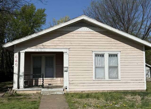 Property at 440 S Oak, Ponca City, OK 74601, 2 beds, 1 bath