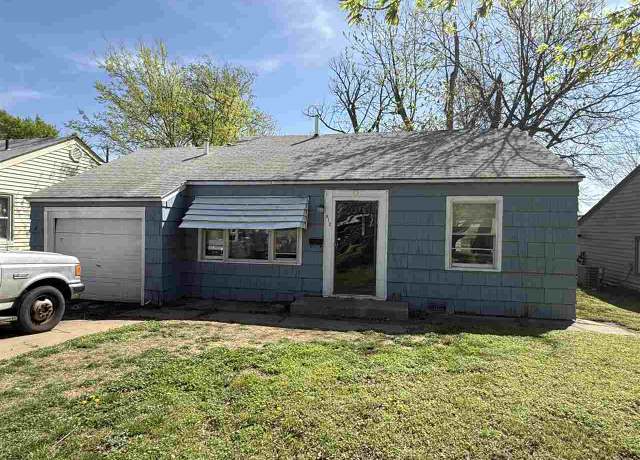 Property at 913 N Pine, Ponca City, OK 74601, 2 beds, 1 bath