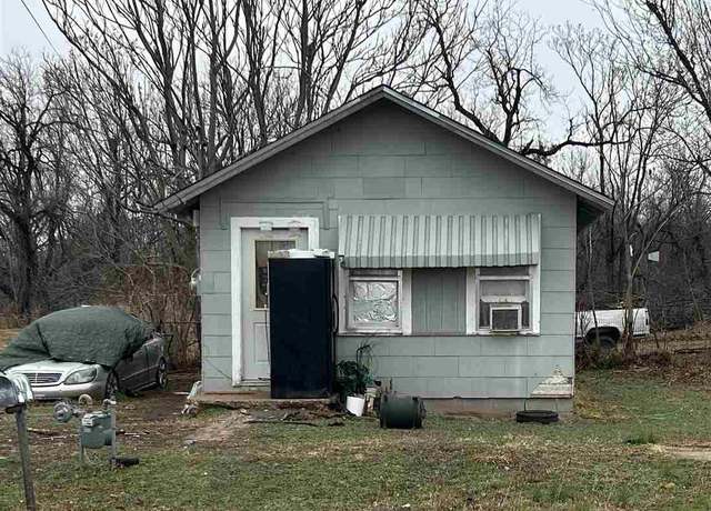 Property at 212 5th, Perry, OK 73077, 1 bed, 1 bath