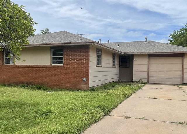 Property at 306 N Glenwood Dr, Enid, OK 73703, 3 beds, 1.5 baths