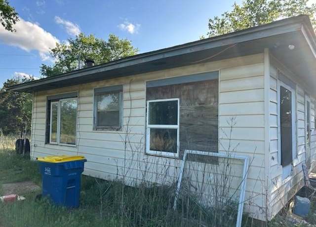 Property at 3805 E Glencoe Rd, Glenco, OK 74032, 2 beds, 1 bath