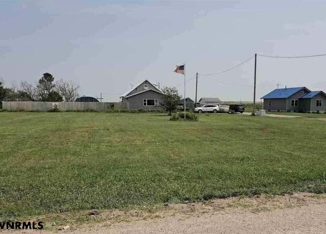 Property at 1463 E Road 51 E, Dix, NE, 5 beds, 3 baths