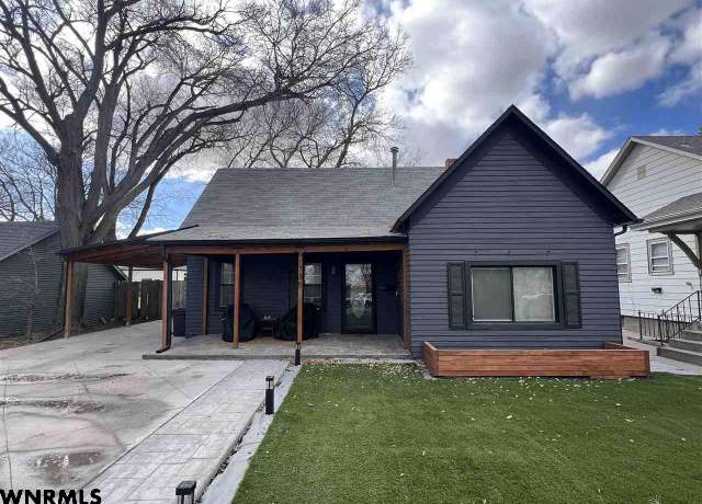Property at 1735 9th St, Gering, NE 69341, 2 beds, 1 bath