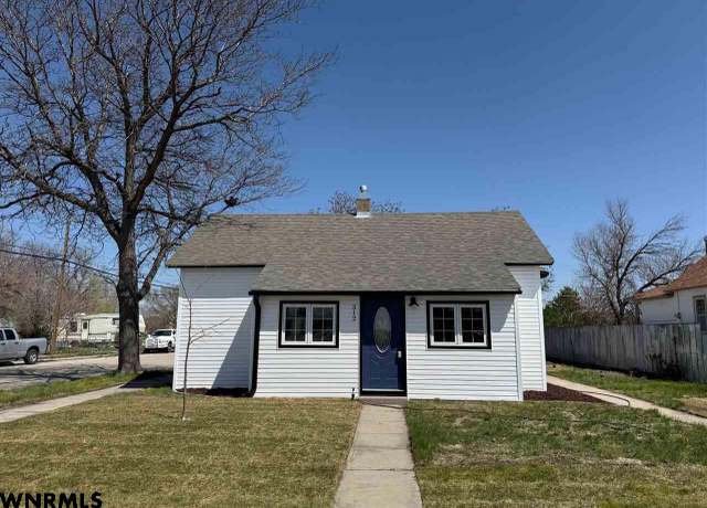 Property at 312 1st Ave, Minatare, NE 69356, 2 beds, 2 baths