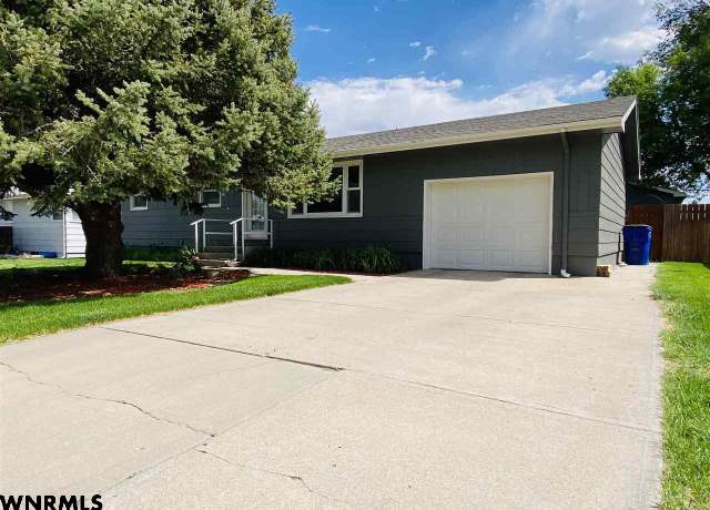 Property at 1745 A St, Gering, NE 69341, 5 beds, 2 baths
