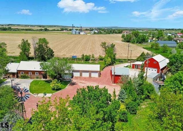 Property at 60260 Highway 71, Scottsbluff, NE 69361, 3 beds, 2 baths