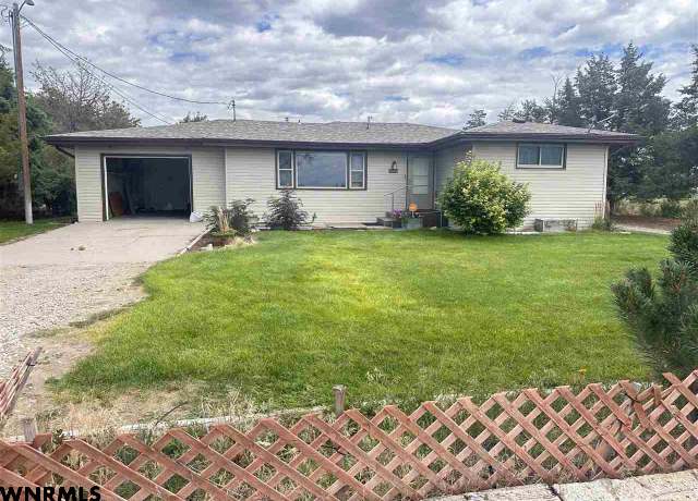 Property at 50464 Highway 71, Scottsbluff, NE 69361, 4 beds, 2 baths