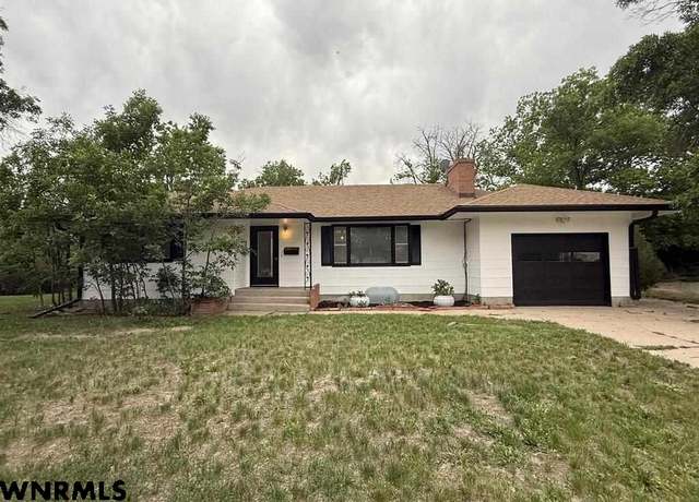 Property at 2 Dowd Ct, Kimball, NE 69145, 4 beds, 2 baths