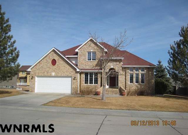 Property at 2260 Lariat Loop Dr, Gering, NE 69341, 1 bed, 4 baths