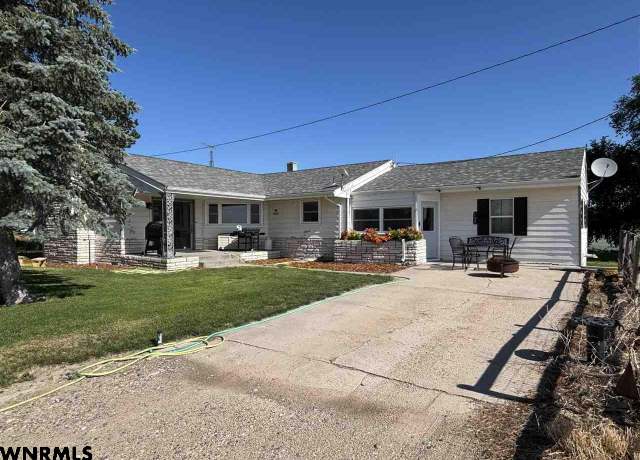 Property at 340148 Cr K, Minatare, NE 69356, 5 beds, 2 baths