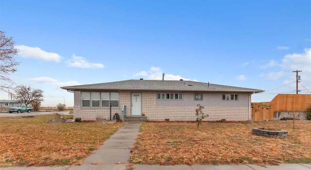 Photo of 901 E 9th St, Minatare, NE 69356