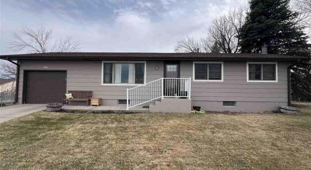 Photo of 1985 D St, Gering, NE 69341