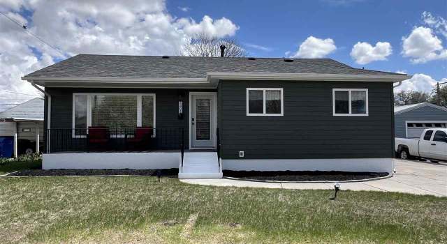 Photo of 1401 Avenue K, Scottsbluff, NE 69361