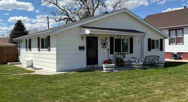Photo of 3010 Avenue B, Scottsbluff, NE 69361