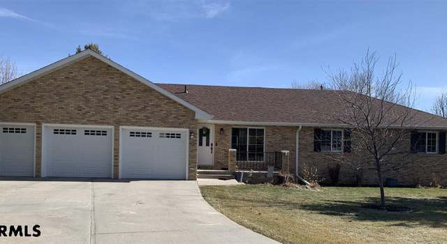 Photo of 2830 Clubhouse Dr, Gering, NE 69341