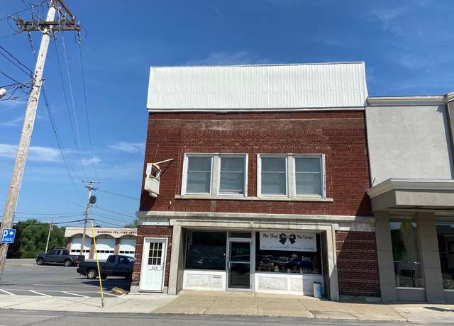 Property at 32 Andrews St, Massena, NY 13662, 1 bed, 2 baths