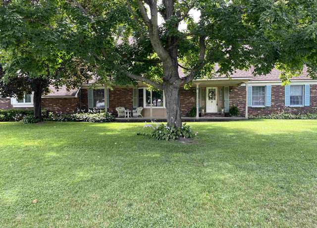 Property at 8 Serra Ln, Massena, NY 13662, 4 beds, 3.5 baths