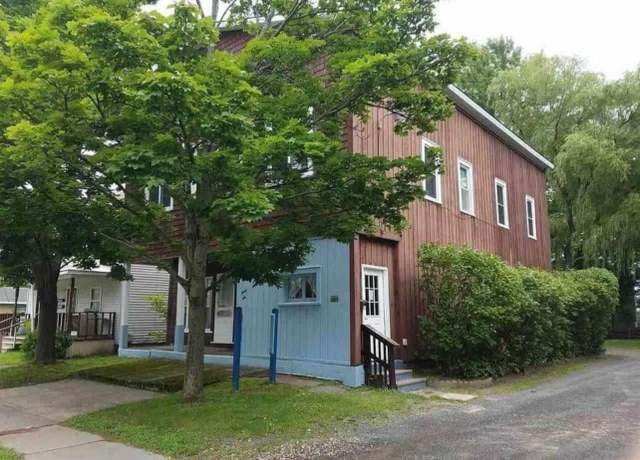 Property at 46 Willow St, Massena, NY 13662, 6 beds, 3 baths