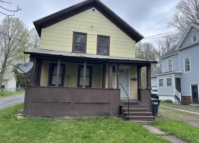 Property at 4 Garden St, Potsdam, NY 13676, 8 beds, 4.5 baths
